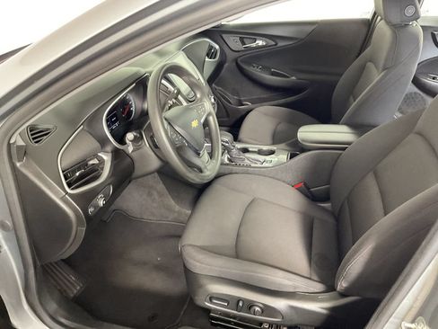 Used 2024 Chevrolet Malibu LT FWD image 16