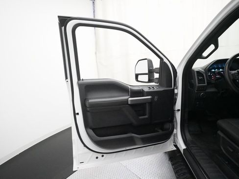 Used 2019 Ford F150 XLT w/ Equipment Group 301A Mid image 26