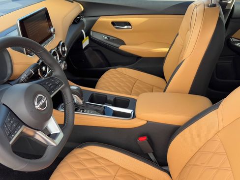 New 2025 Nissan Sentra SV w/ SV Premium Package image 19