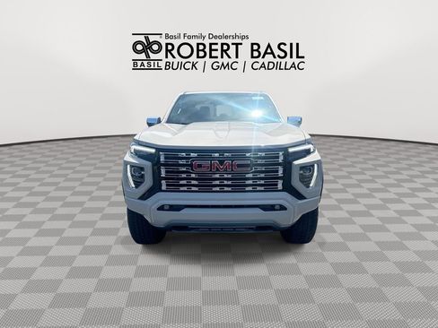 New 2026 GMC Canyon Denali AWD/4WD image 3