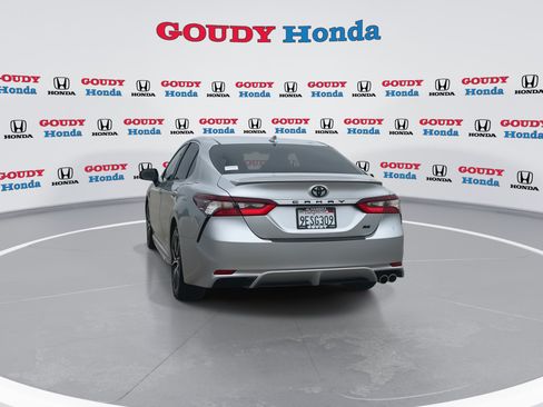 Used 2023 Toyota Camry SE w/ Convenience Package FWD image 7