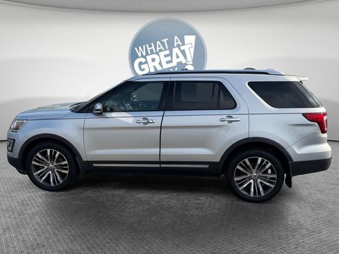 Used 2017 Ford Explorer Platinum image 7