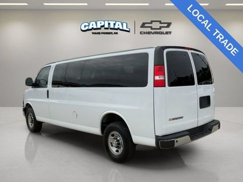 Used 2024 Chevrolet Express 3500 LT w/ LT Preferred Equipment Group RWD image 3