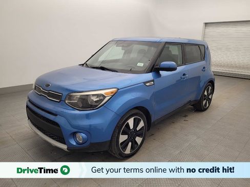 Used 2019 Kia Soul + image 1
