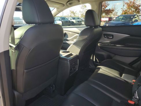 Used 2019 Nissan Murano SL image 14