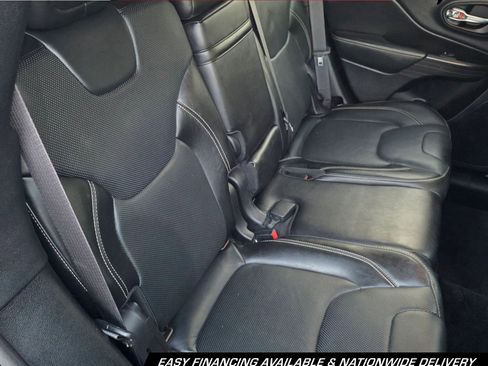 Used 2015 Jeep Cherokee Limited w/ Luxury Group FWD image 15