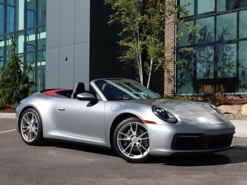 Used 2023 Porsche 911 Carrera w/ Sport Chrono Package image 10