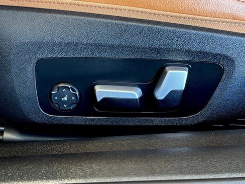 Used 2023 BMW 430i Convertible w/ Premium Package image 23