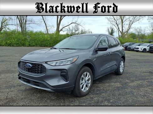 Used 2024 Ford Escape Active AWD/4WD image 1