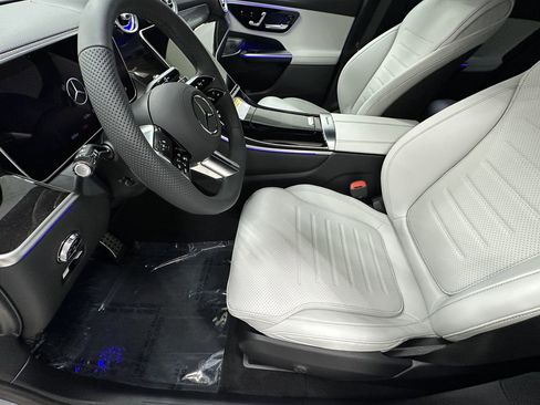 New 2026 Mercedes-Benz GLC 300 image 9