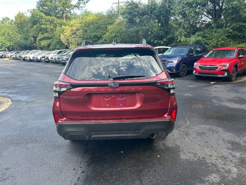 Used 2025 Subaru Forester Limited AWD/4WD image 5