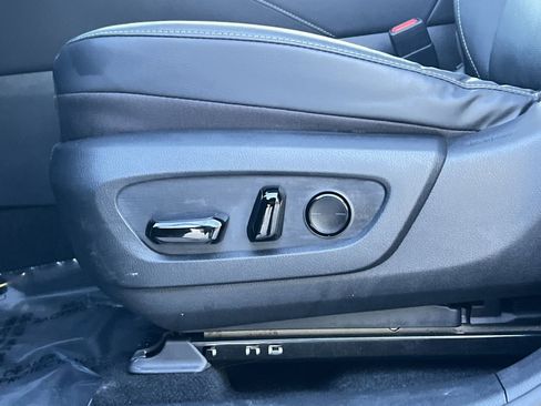 Used 2023 Lexus RX 350 Premium image 14