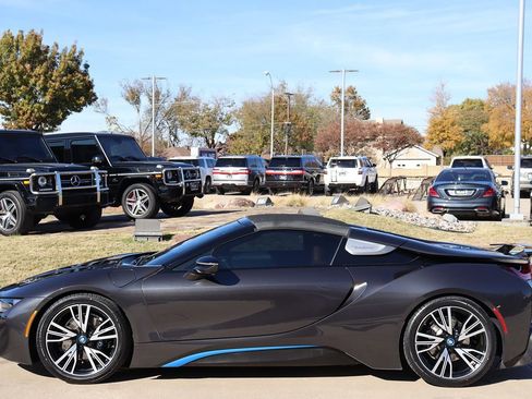 Used 2019 BMW i8 Roadster image 47