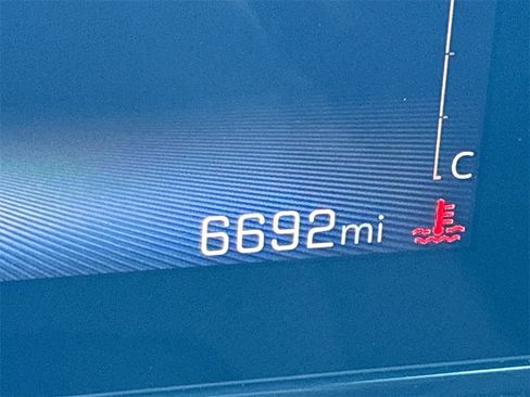 Used 2025 Chevrolet TrailBlazer RS image 12