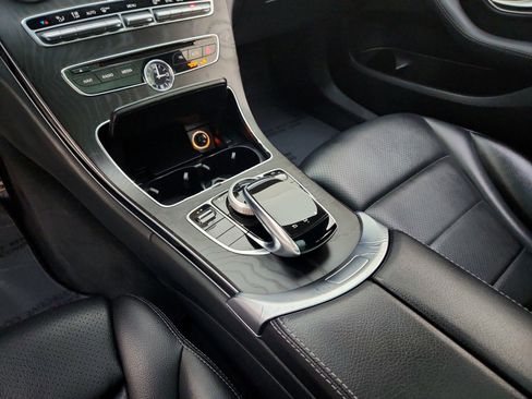 Used 2015 Mercedes-Benz C 300 4MATIC Sedan image 22
