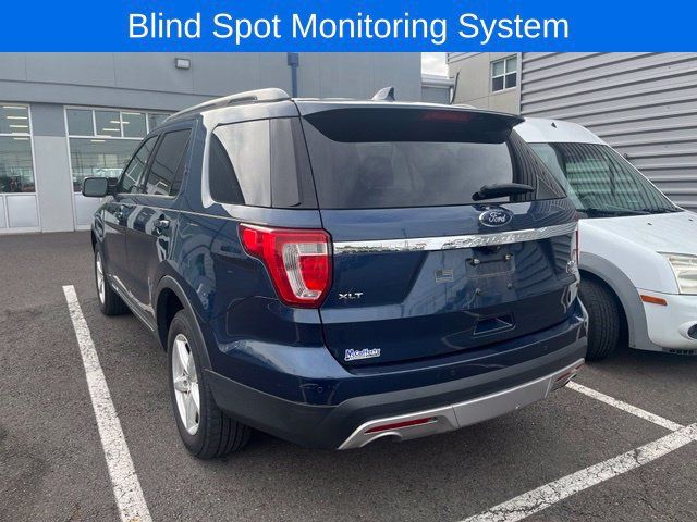 Used 2016 Ford Explorer XLT w/ Equipment Group 201A AWD/4WD image 3