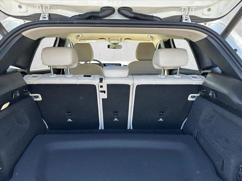 Used 2021 Mercedes-Benz GLA 250 image 9