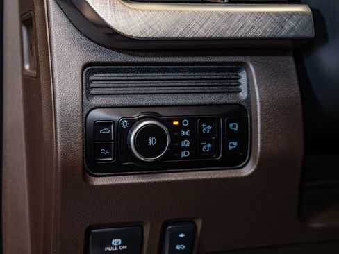 Used 2026 Ford F250 King Ranch w/ Chrome Package image 17