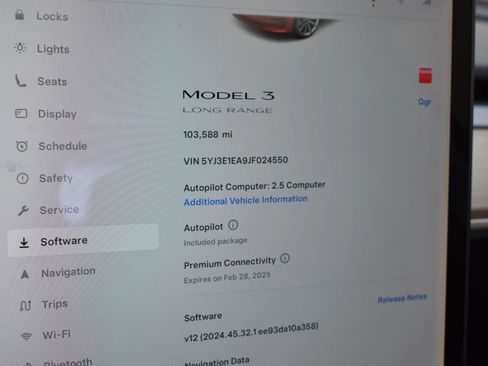 Used 2018 Tesla Model 3 Long Range RWD image 15