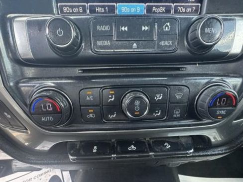 Used 2018 Chevrolet Silverado 1500 LT w/ All Star Edition AWD/4WD image 10