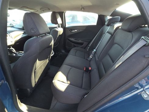 Used 2025 Chevrolet Malibu LT image 28