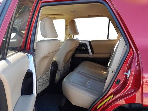 Used 2014 Toyota 4Runner Limited image 30