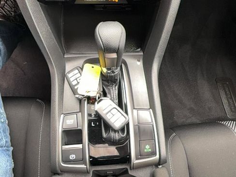 Used 2019 Honda Civic EX image 13