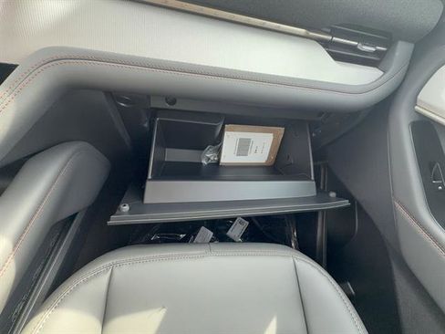 New 2026 Ford Explorer Active image 17