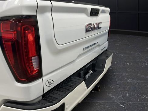 Used 2022 GMC Sierra 1500 Denali w/ Denali Reserve Package image 39