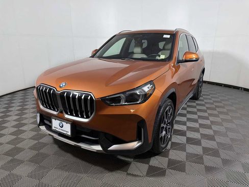 Used 2025 BMW X1 xDrive28i w/ Premium Package AWD/4WD image 2
