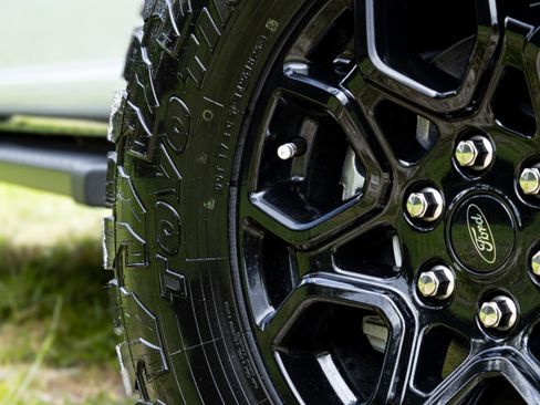 New 2025 Ford F150 XLT w/ Equipment Group 302A MID image 14