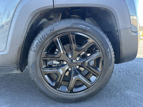 Used 2018 Jeep Renegade Altitude image 35