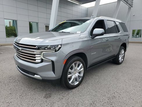 Used 2023 Chevrolet Tahoe High Country AWD/4WD image 2