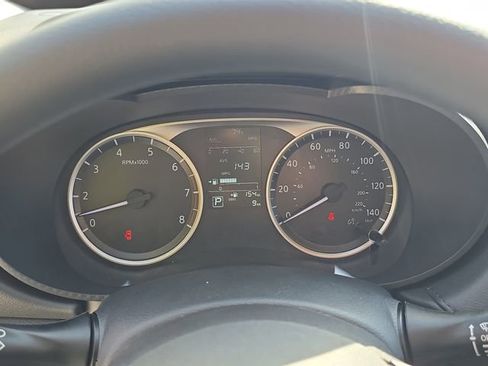 New 2025 Nissan Versa S w/ Trunk Package FWD image 30