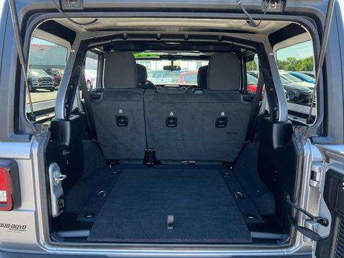 Used 2020 Jeep Wrangler Unlimited Sport S AWD/4WD image 7
