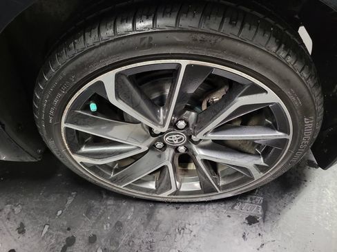 Used 2021 Toyota Corolla XSE FWD image 12