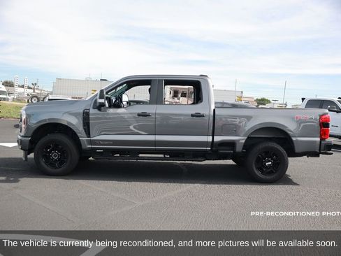 Used 2024 Ford F250 XL w/ STX Appearance Package image 2