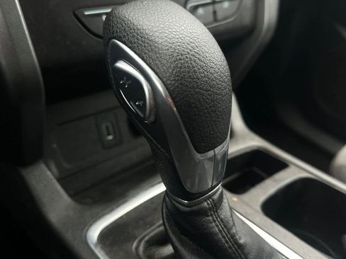 Used 2019 Ford Escape SE image 20