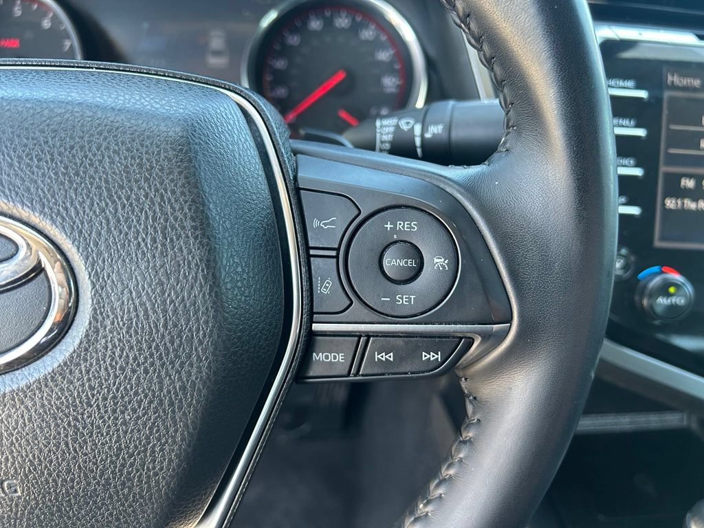 Used 2020 Toyota Camry XSE FWD image 25