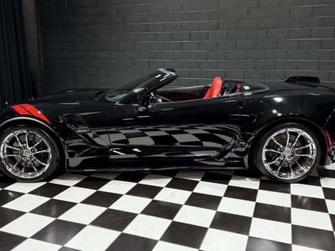 Used 2017 Chevrolet Corvette Grand Sport image 7