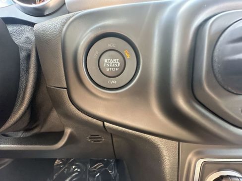 Used 2021 Jeep Wrangler Unlimited Sport image 16