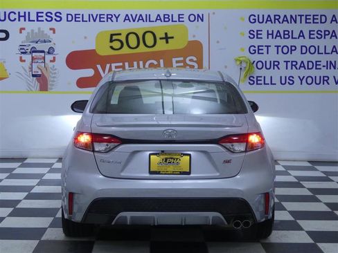 Used 2022 Toyota Corolla SE image 3
