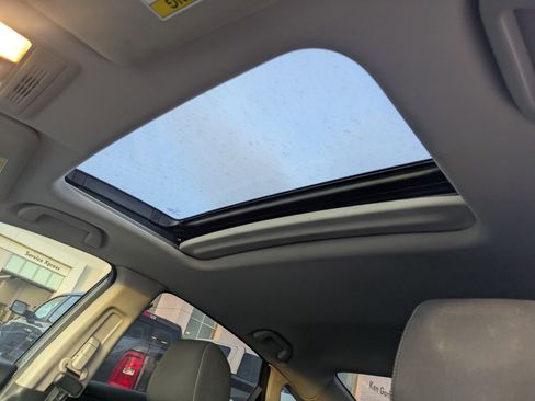 Used 2018 Honda Civic EX image 22