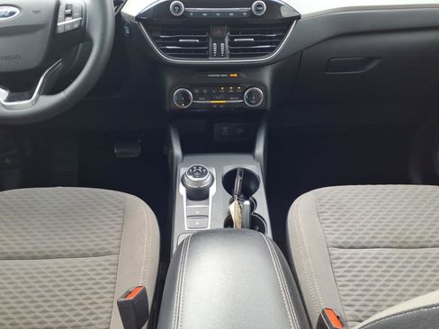Used 2022 Ford Escape SE w/ Convenience Package FWD image 18