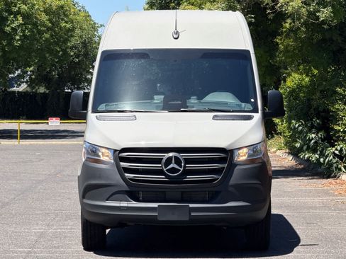 New 2026 Mercedes-Benz Sprinter 2500 image 8