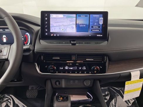 New 2026 Nissan Rogue Platinum AWD/4WD image 25