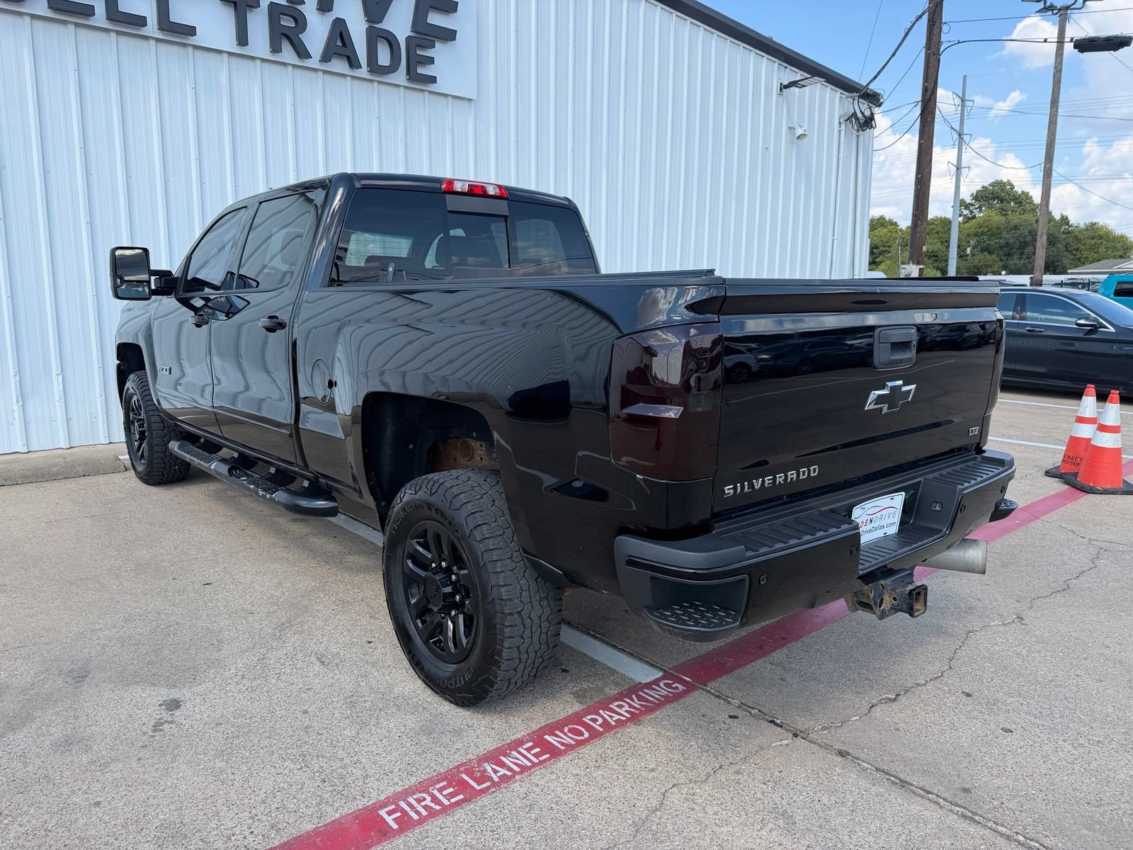 Used 2018 Chevrolet Silverado 2500 LTZ w/ Duramax Plus Package AWD/4WD image 4