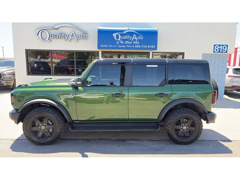 Used 2025 Ford Bronco Outer Banks AWD/4WD image 1