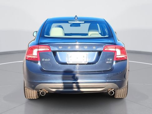 Used 2013 Volvo S60 T5 image 5