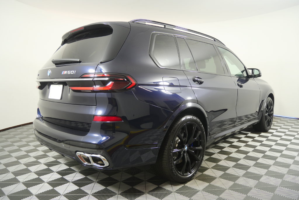 Certified 2026 BMW X7 M60i AWD/4WD image 4